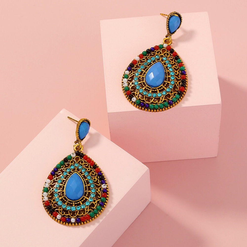 Bohemian Beaded Rhinestone Hanging Post Earrings! - Picture 5 of 7